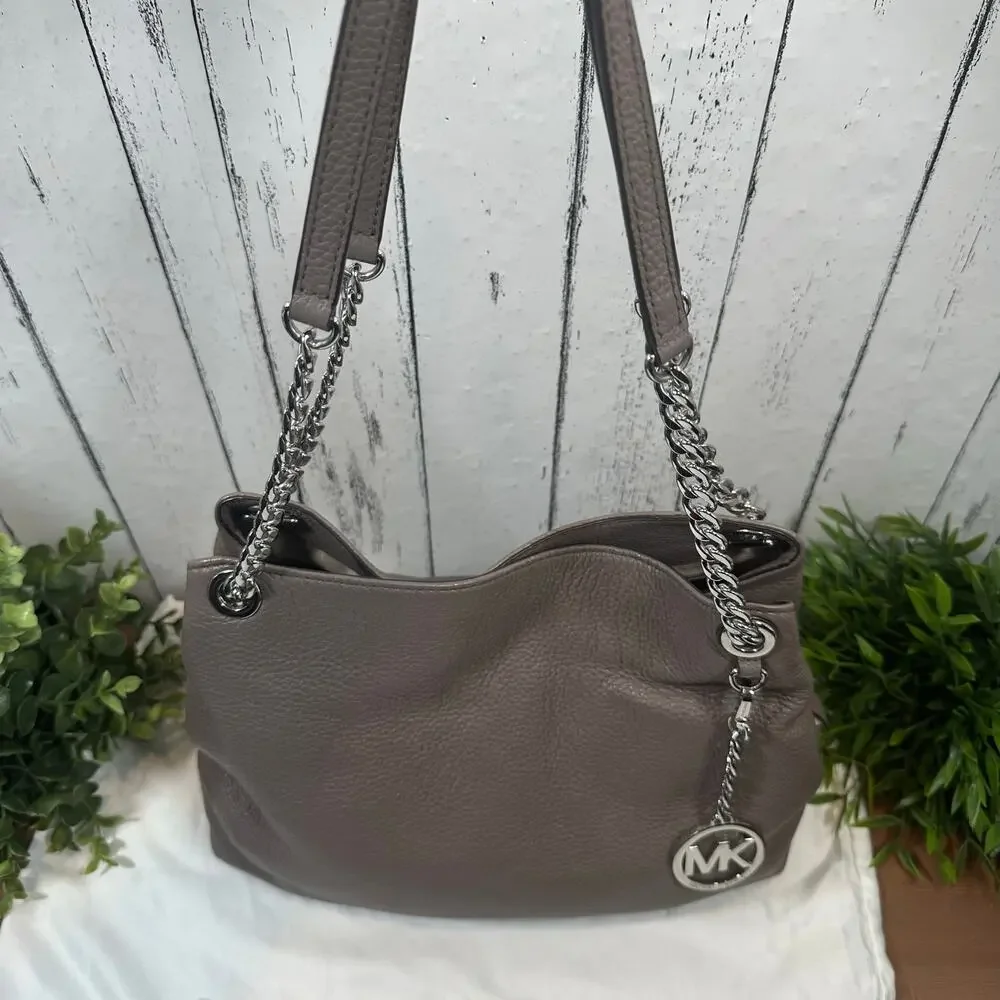 Michael Kors Jet Set Large Leather Shoulder Bag In Cinder